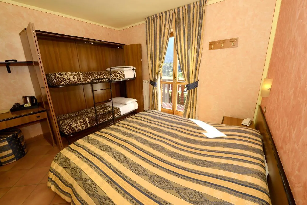 Hotel Veduta Dell'Adamello Temu